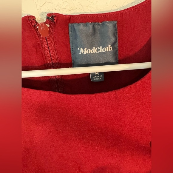 ModCloth Fit and Flare Sleeveless Deep Red Pleated Dress Women’s Size Medium - Picture 4 of 10